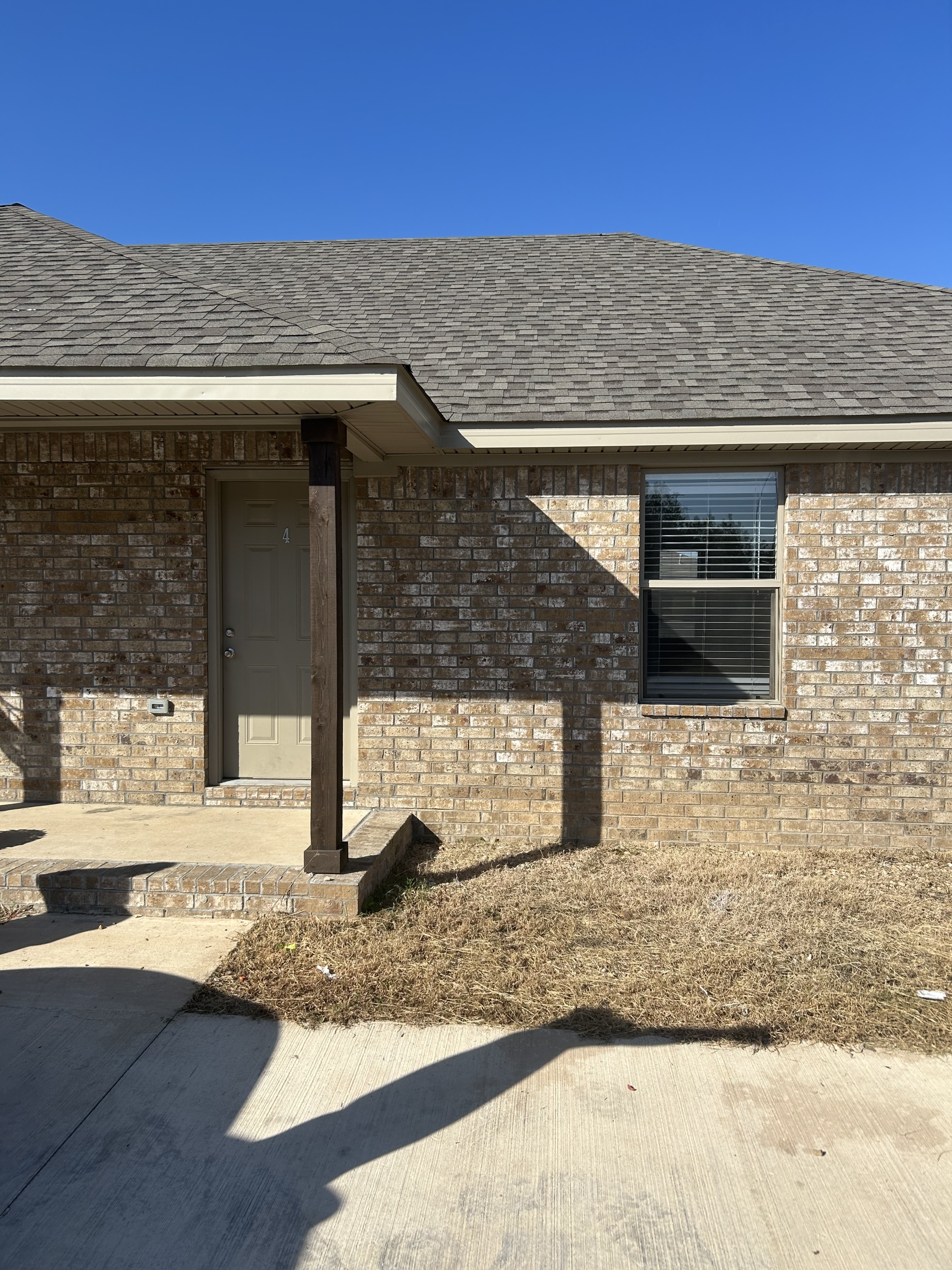 1700 West Main Street - D2